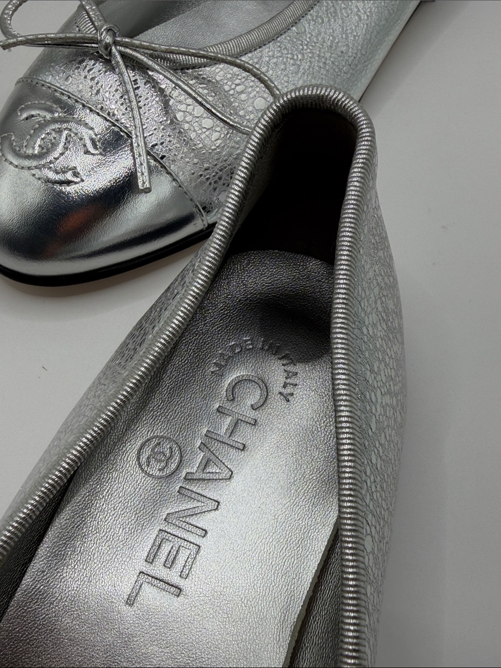 CHANEL Cambon Leather Ballet Flats - Picture 7 of 9